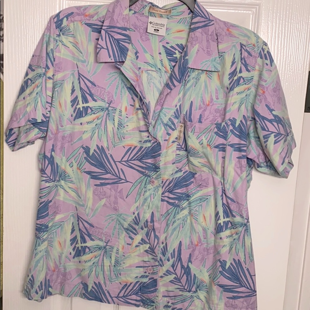Columbia women’s shirt